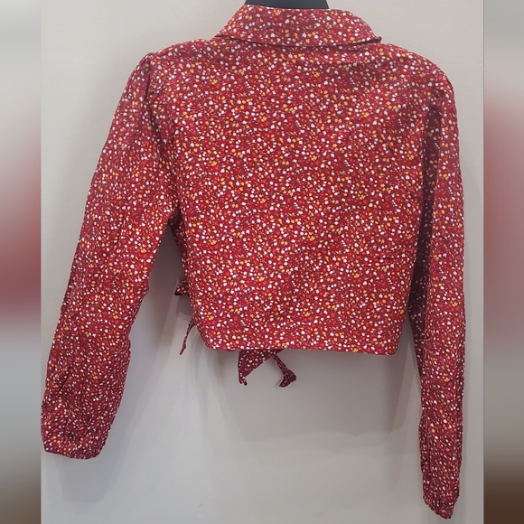 DAISY STREET CORDUROY FLORAL PRINT COLLARED LONG SLEEVE WRAP CROP TOP - Picture 3 of 5